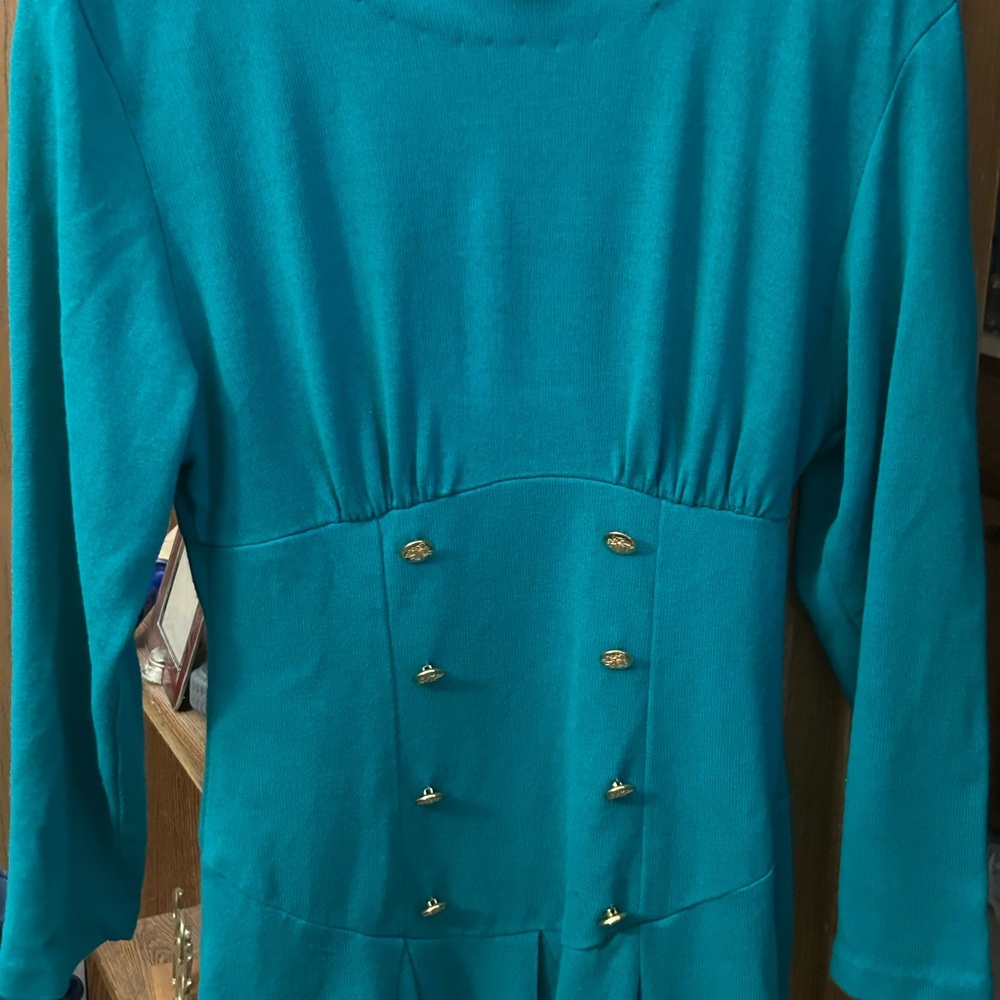 Women’s vintage dress. Beautiful teal color. Rarely worn.